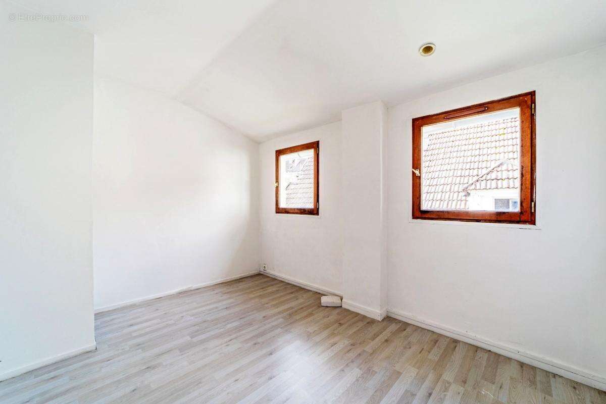 Appartement à VILLENEUVE-SAINT-GEORGES