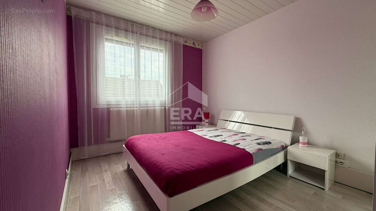 Appartement à SAINT-ETIENNE-DU-ROUVRAY