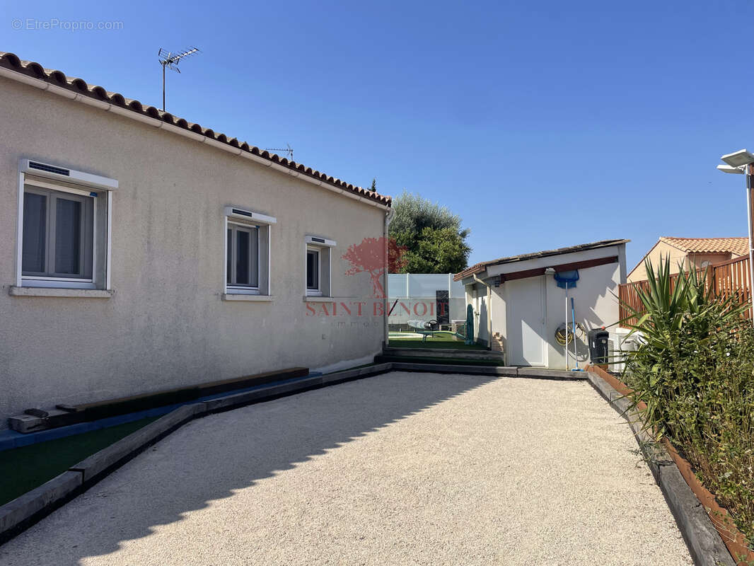 Gigean - villa t4 de plain pied avec piscine + appartement independant - photo 20