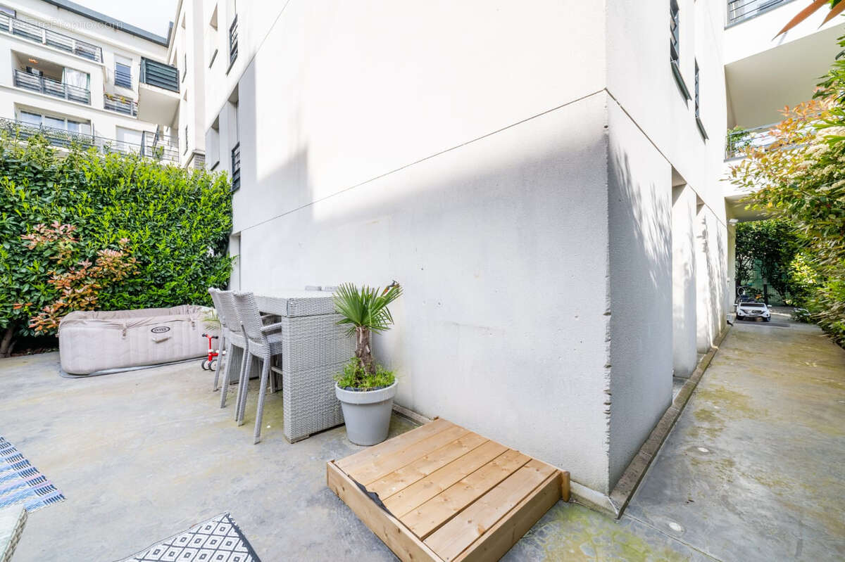 Appartement à GENNEVILLIERS