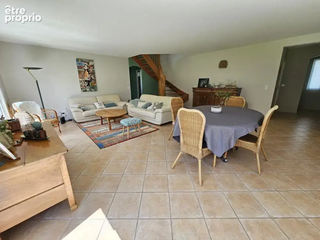 Belle maison 4 chambres et un bureau sur une parcelle sans v - photo 4