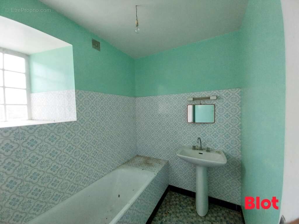 Maison à SAINT-HELEN