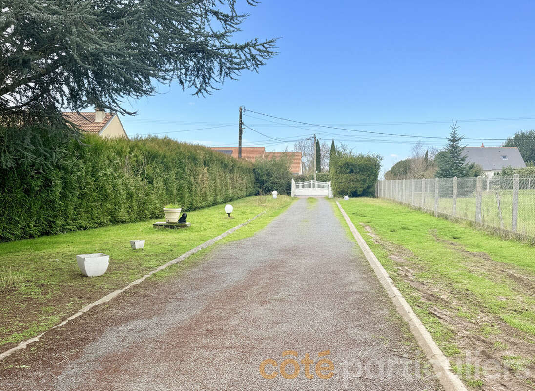 Maison à CHATEAU-RENAULT