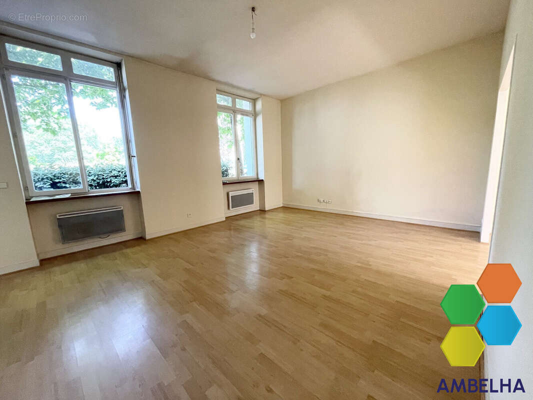 Appartement 89 m² à Tours  - photo 4