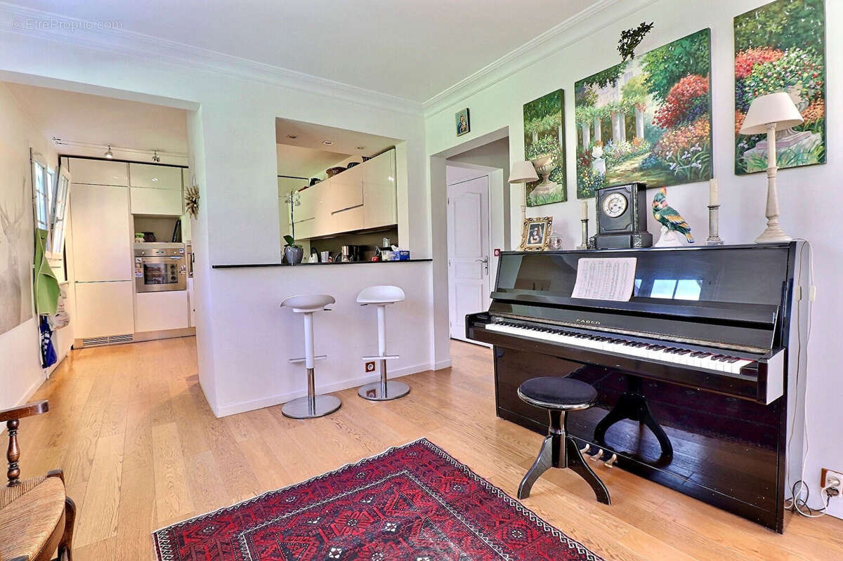 Maison à MAREIL-MARLY