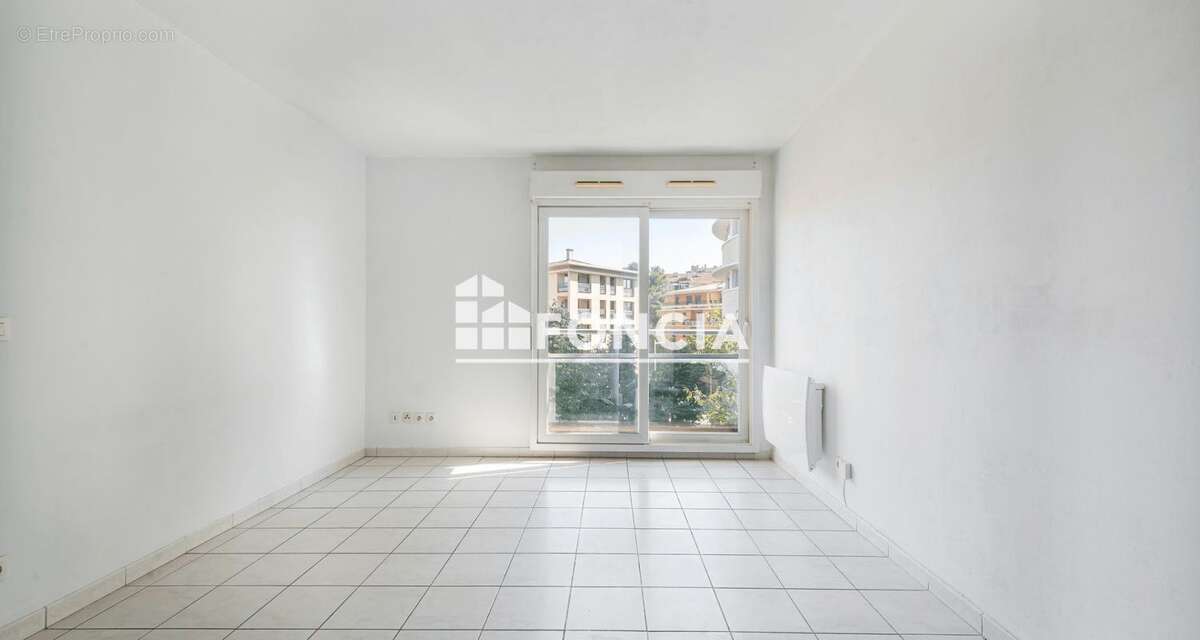 Aix en provence - quartier renaissance - photo 3