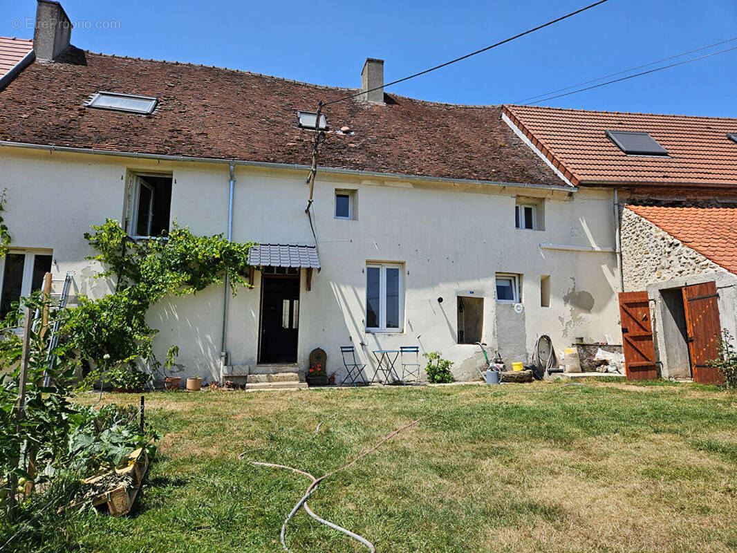 Maison à COULOMMIERS