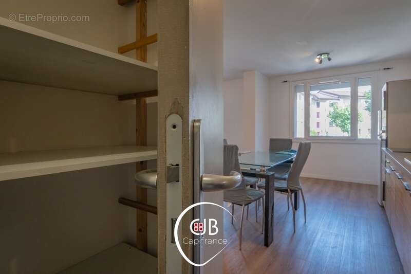 Appartement à vendre 2 pièces CRAN GEVRIER (74) - photo 10