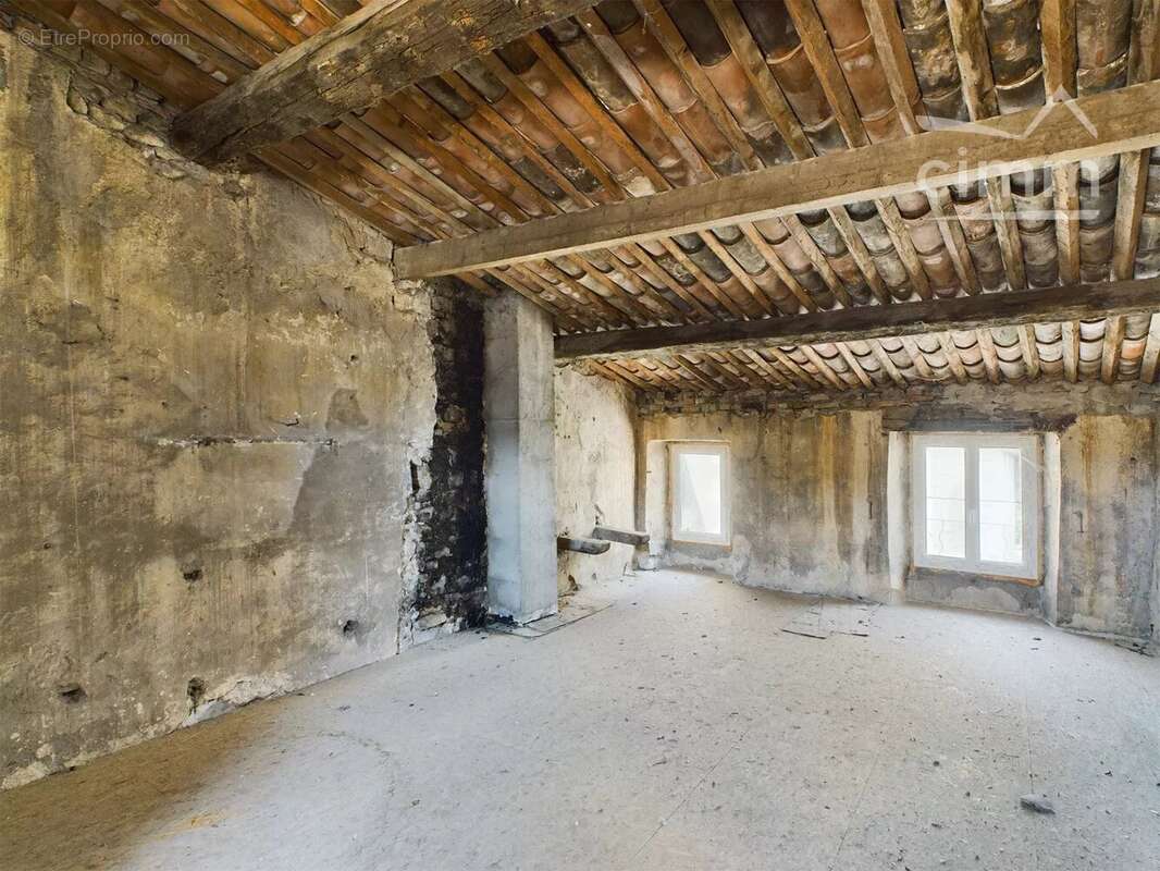 Appartement à LES VANS