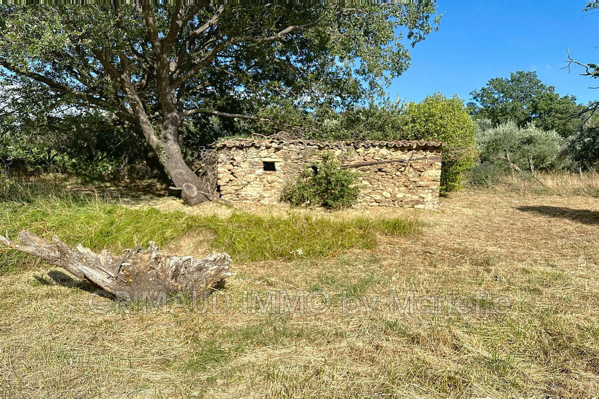 Maison à LA GARDE-FREINET
