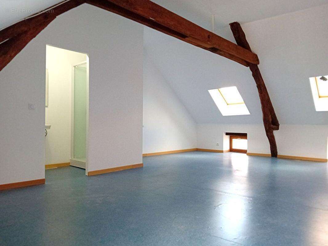 Appartement à LIMOGNE-EN-QUERCY