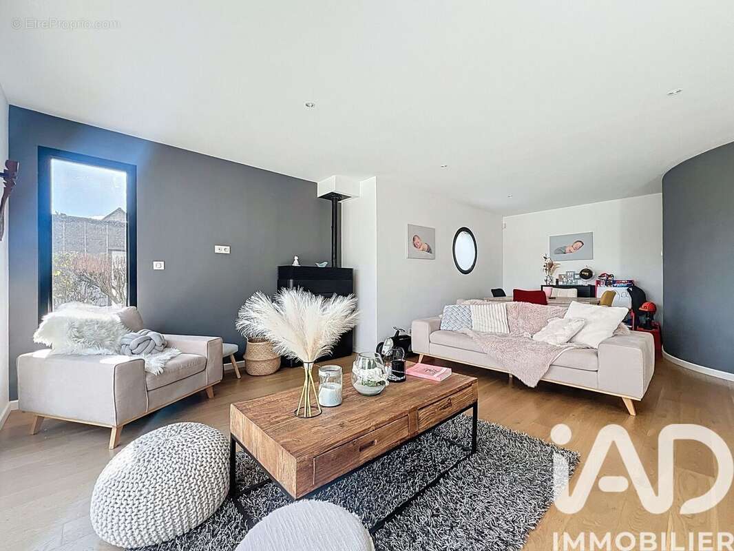 Photo 3 - Maison à ISNEAUVILLE