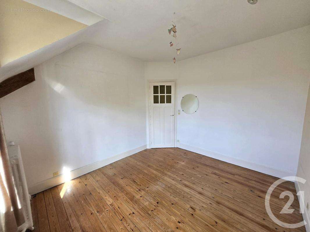 Maison à PONT-SAINTE-MAXENCE