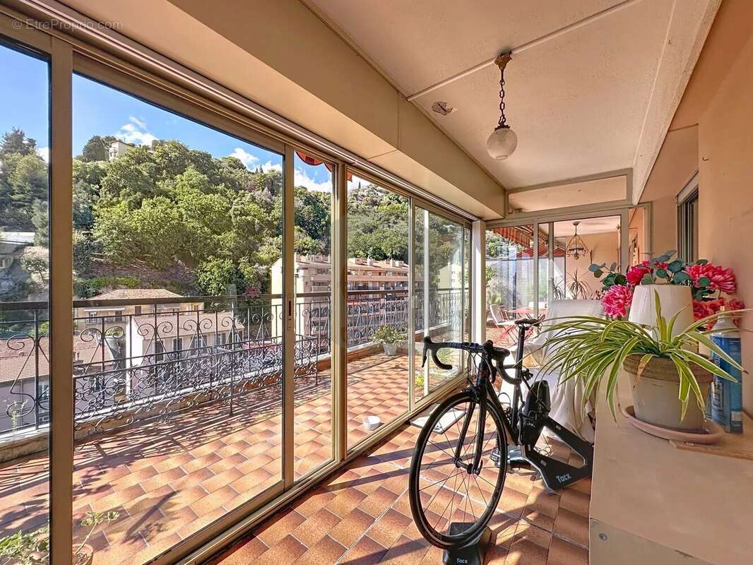 Appartement à MENTON