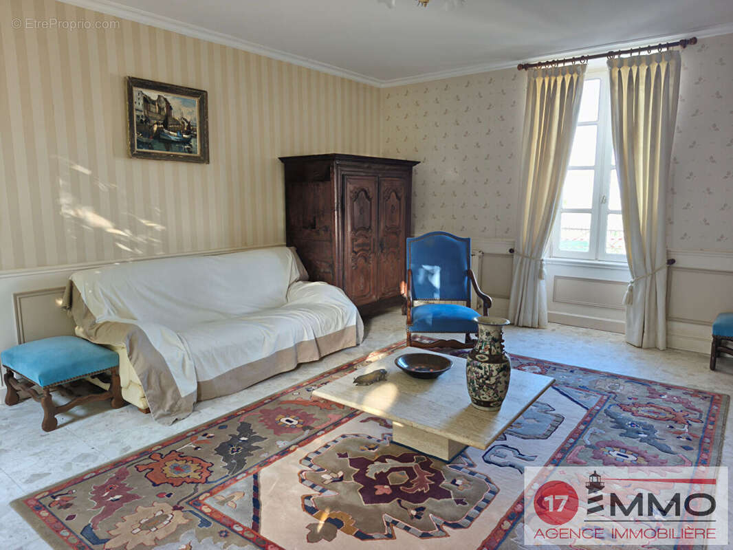Maison à YVES