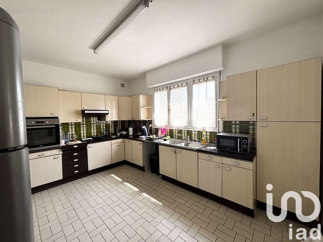 Photo 4 - Maison à ROMILLY-SUR-SEINE