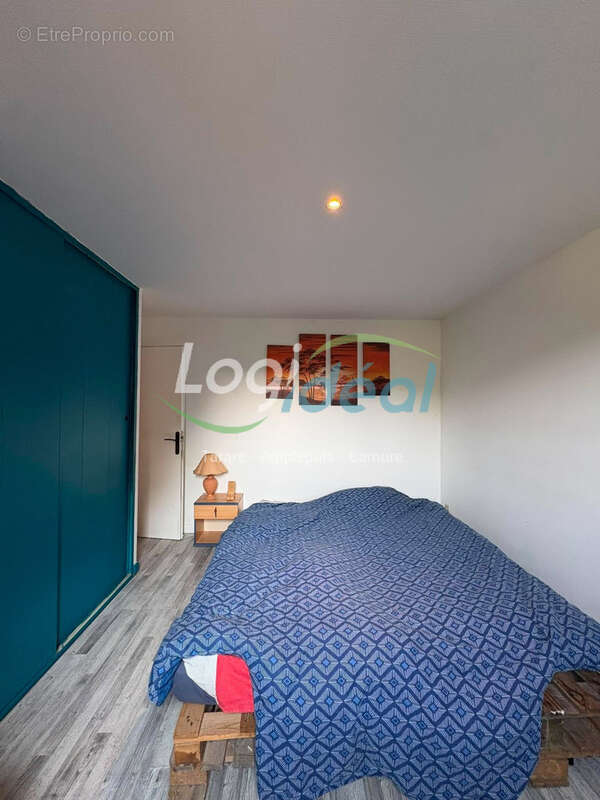 Maison 3 chambres en bon état avec garage et terrain. - photo 16