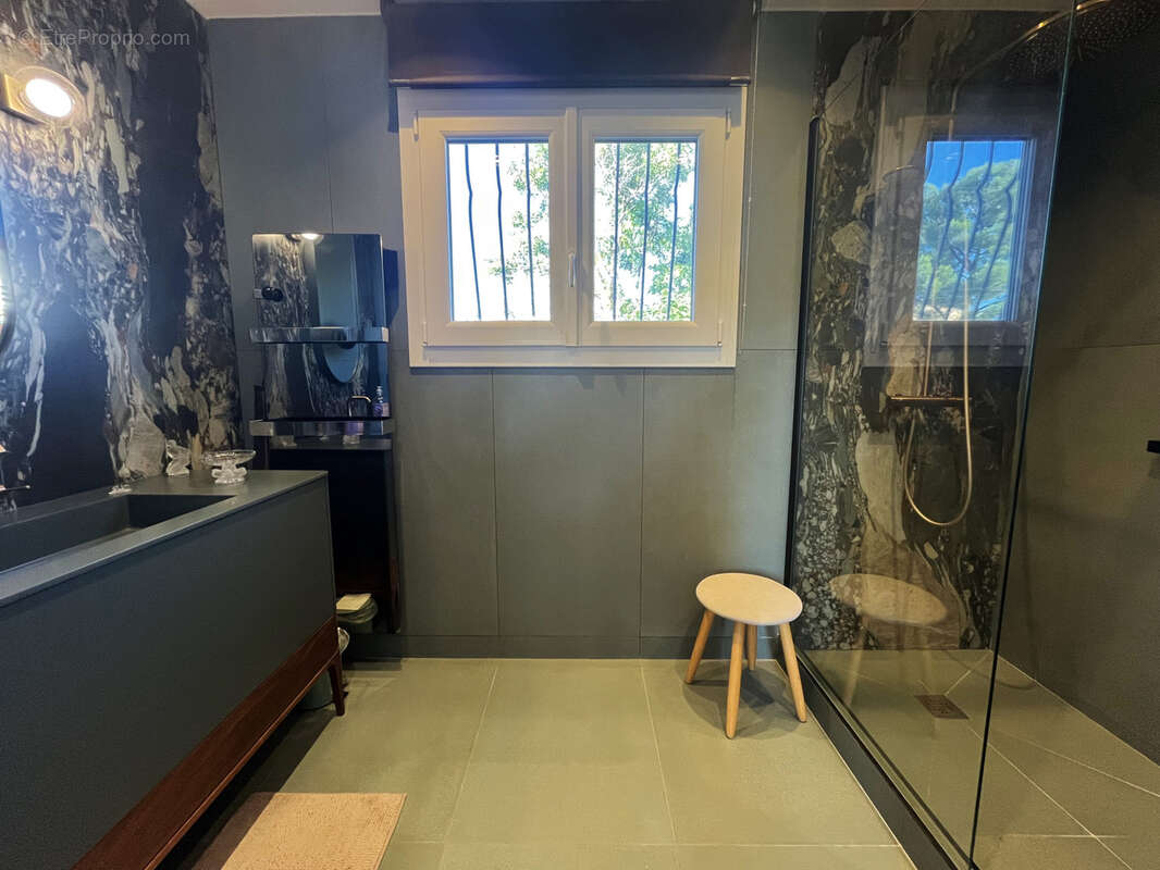 Maison à SAINT-RAPHAEL