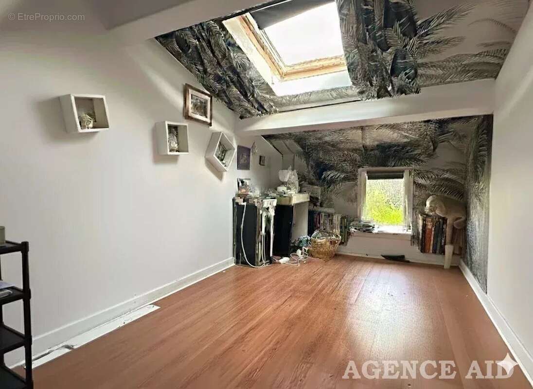 Appartement à CUGES-LES-PINS