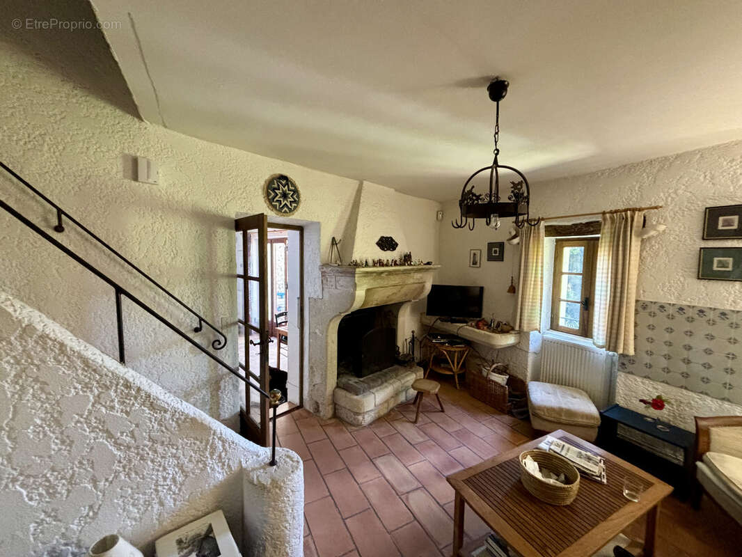 Maison à GRIGNAN