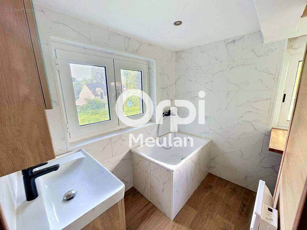 Appartement à SERAINCOURT