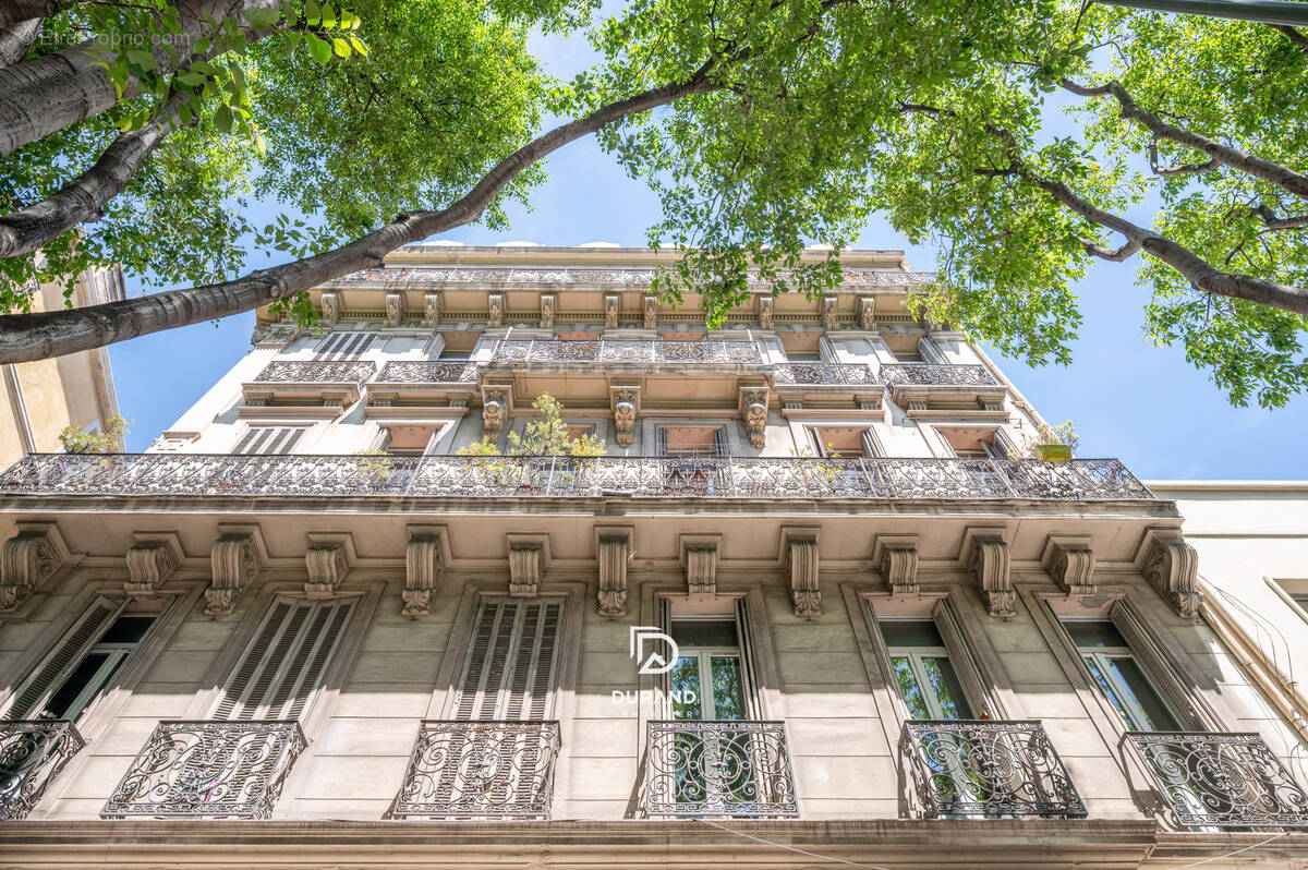 Appartement à MARSEILLE-2E
