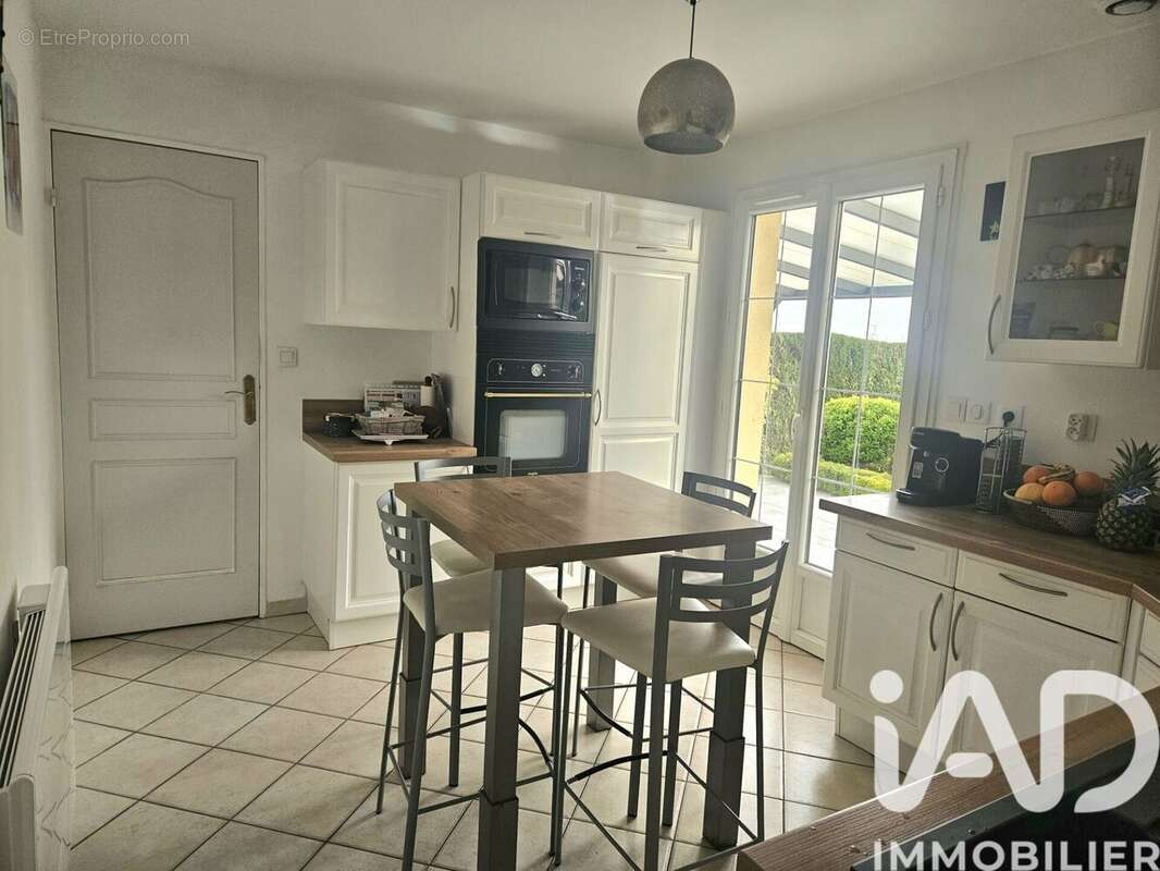 Photo 8 - Maison à MEROBERT