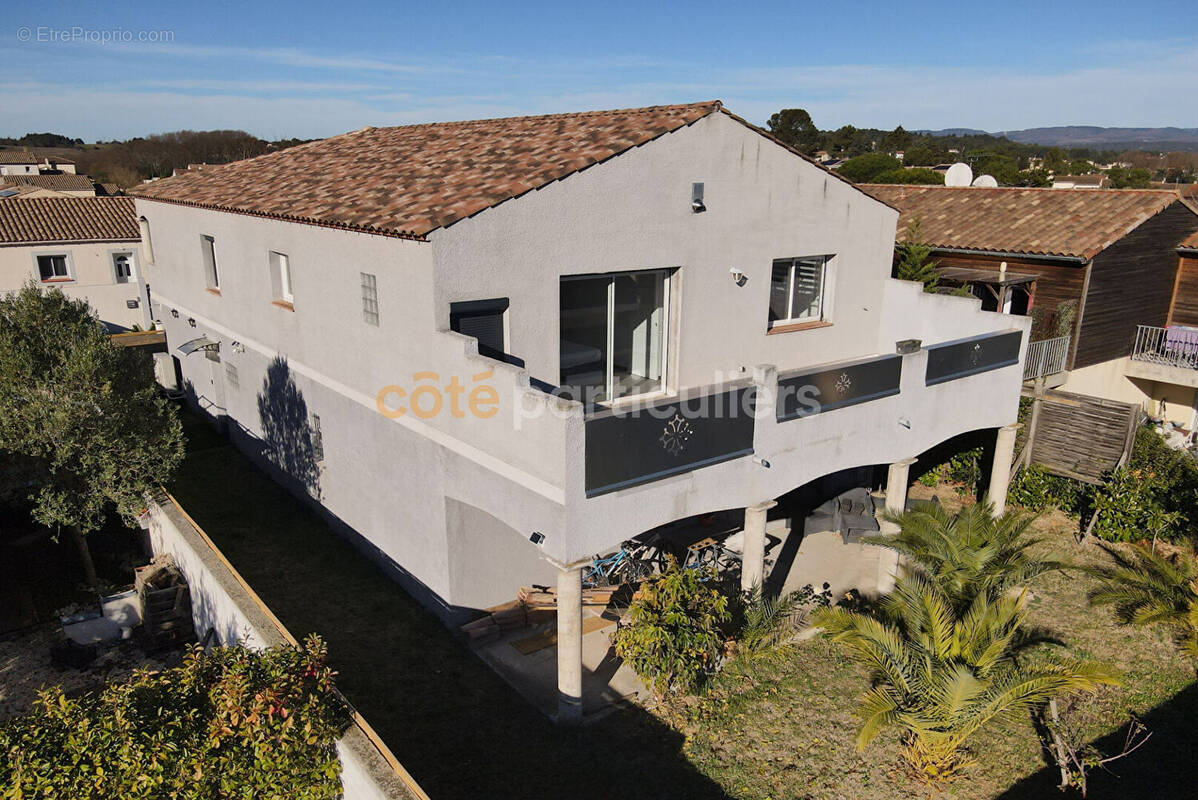 Maison à VILLEMOUSTAUSSOU