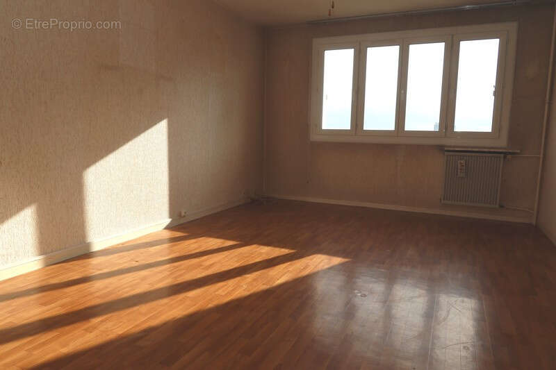 Appartement à CANTELEU