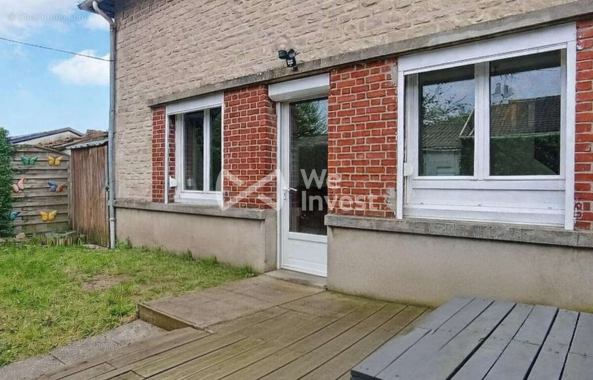 Maison à MEZIDON-CANON