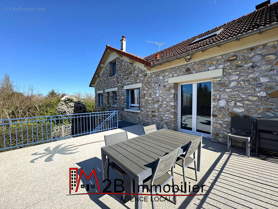 Maison à LAGNY-SUR-MARNE