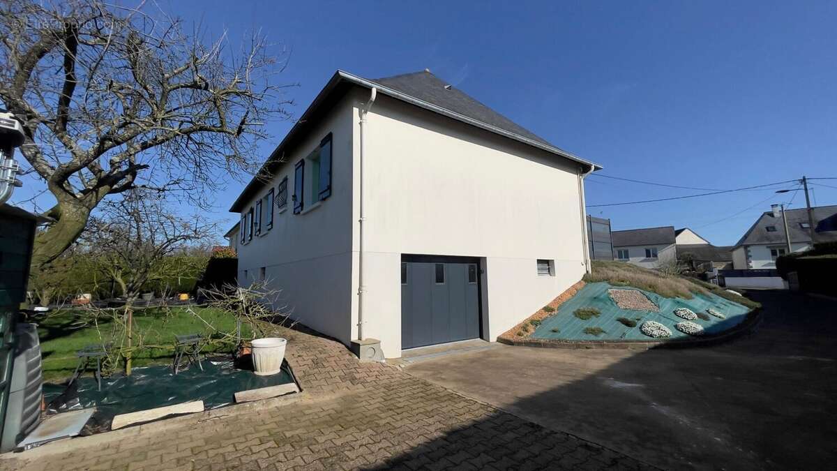Maison à MAYENNE