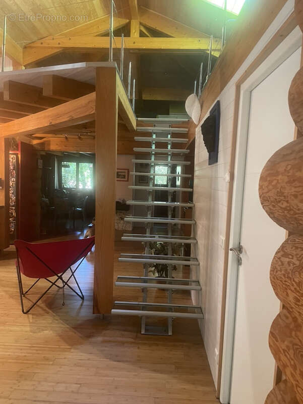 Maison à COMMENSACQ