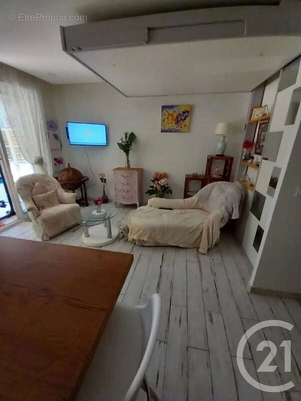 Appartement à ROQUEBRUNE-CAP-MARTIN