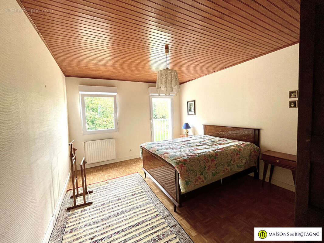 Maison à LE TREVOUX