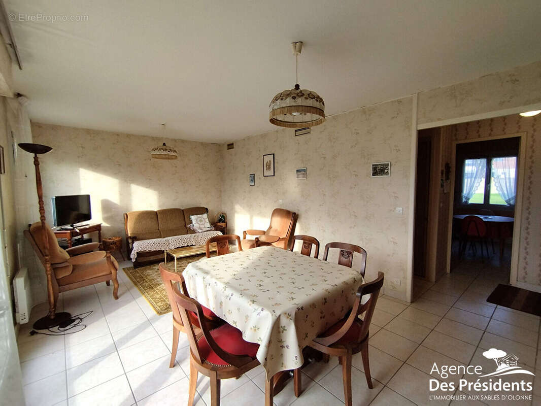 Maison à SAINT-MATHURIN