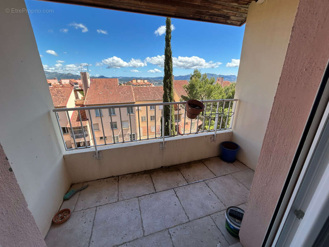 Appartement à MARSEILLE-14E