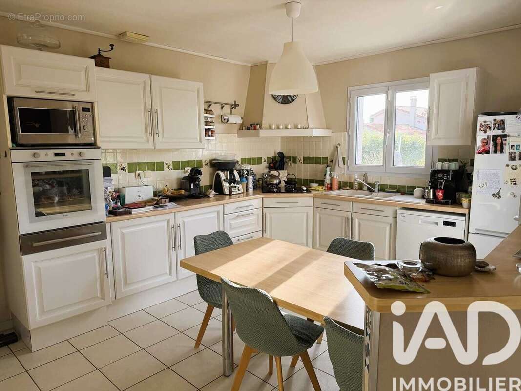 Photo 3 - Maison à ADILLY