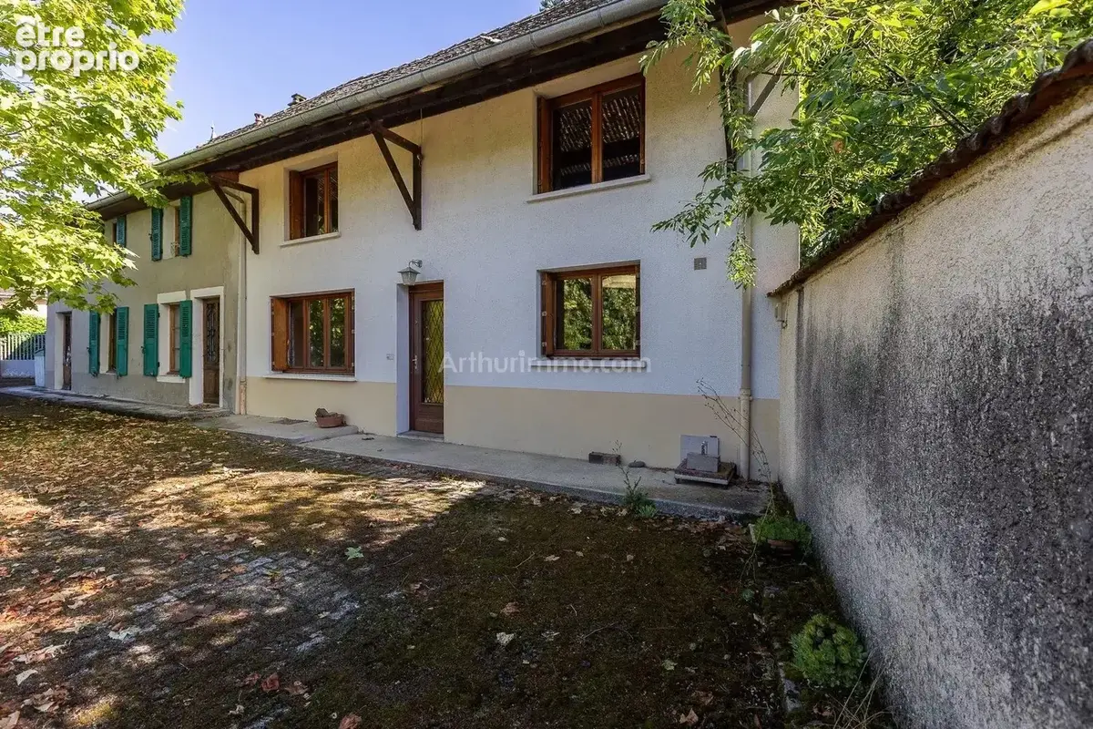 Maison à CORBELIN