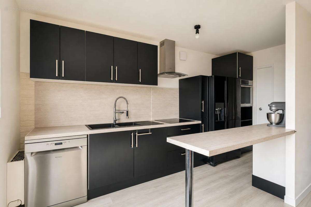 Appartement de 3 pièces de 66 m² à Noisy-le-Grand - photo 5