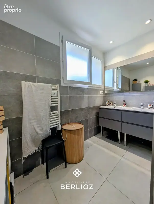 Meylan   limite montbonnot-saint-martin   maison mitoyenne 4 chambres   149 m2 au sol   jardin 300 m2   piscin - photo 27