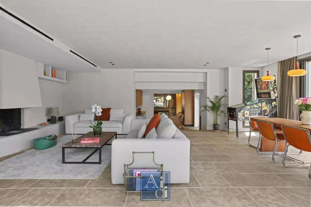Maison à CANNES