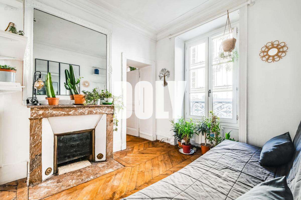 Appartement à PARIS-9E