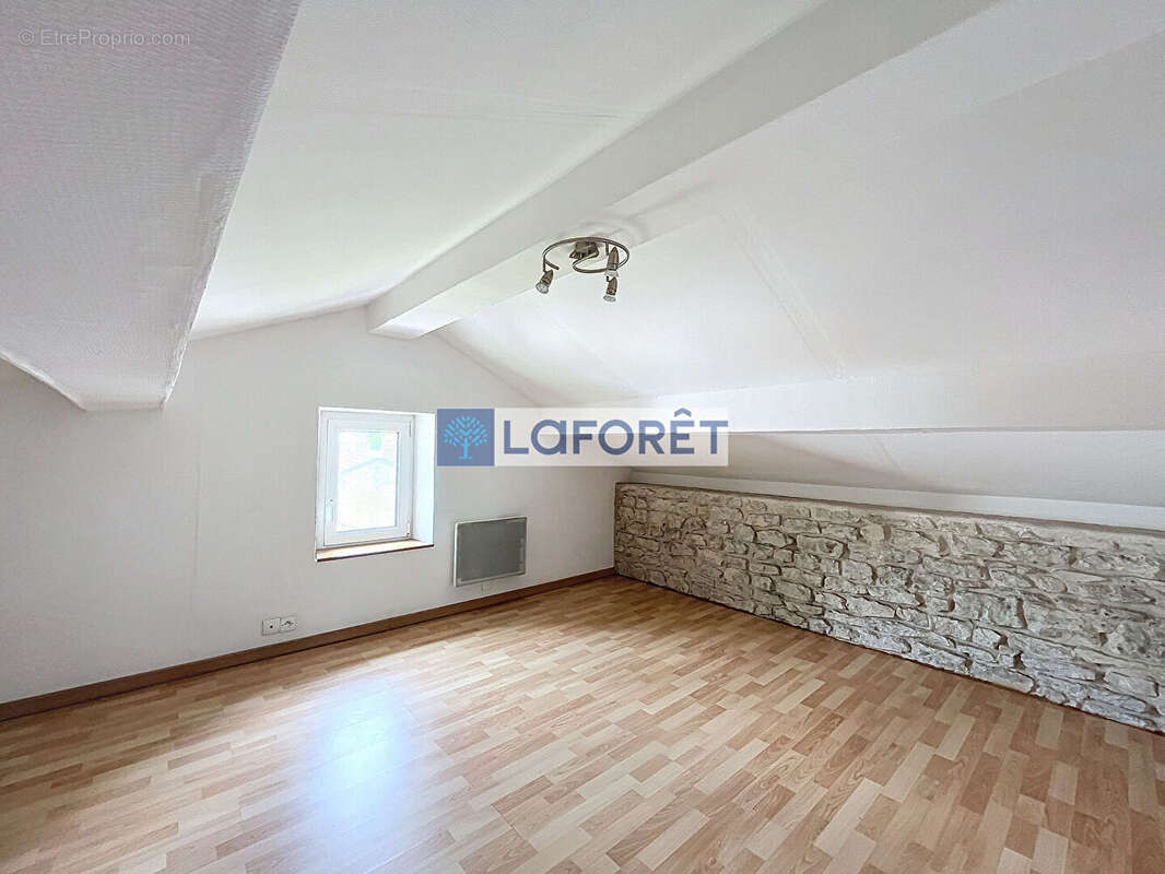 Maison à BROUSSEVAL