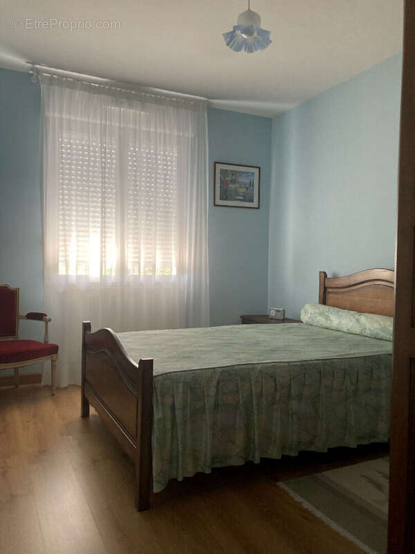 Maison à DONVILLE-LES-BAINS