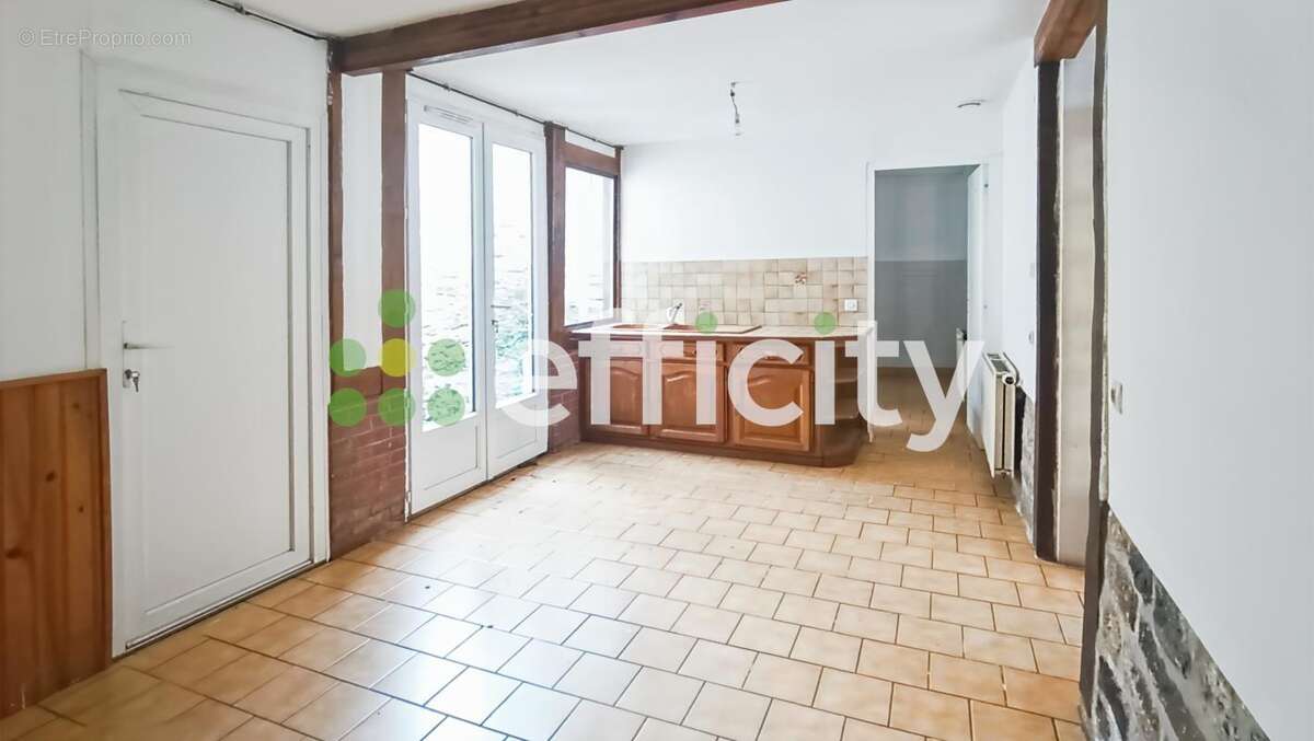 Maison à FORGES-LES-EAUX