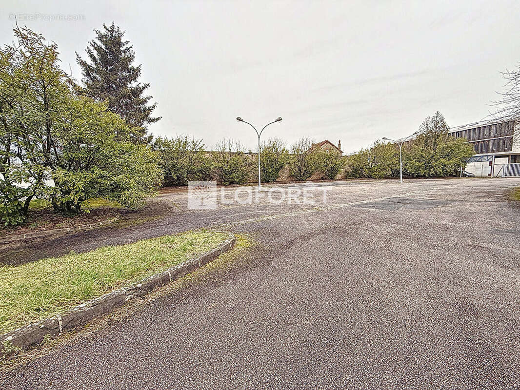 Commerce à CHALONS-EN-CHAMPAGNE