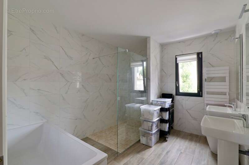 Maison contemporaine de plain-pied de 128 m² à Plouhinec, à proximité immédiate du littoral - photo 13