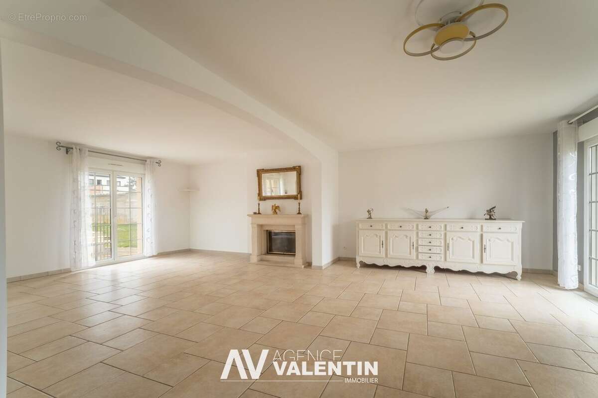 Maison à AMANVILLERS