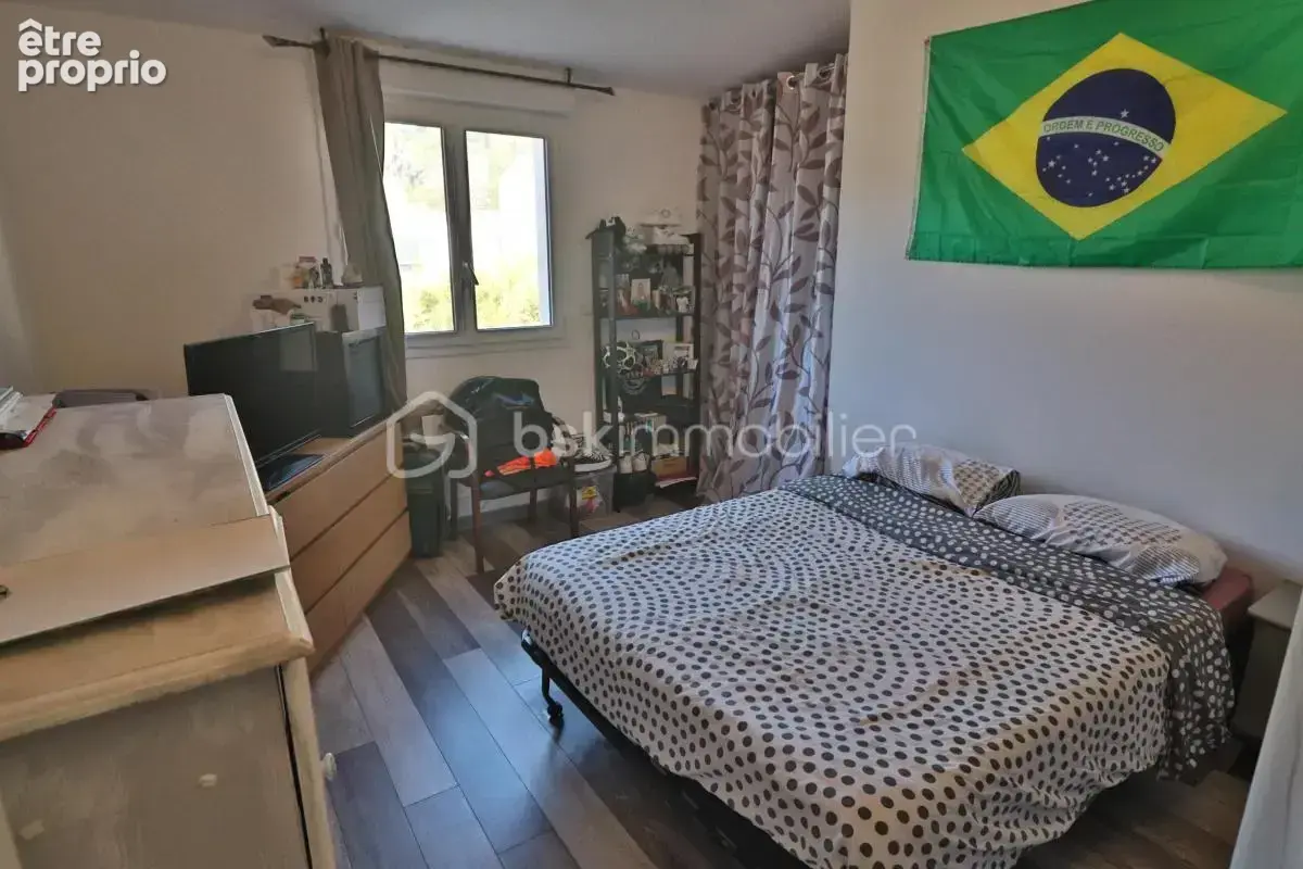 Maison R+1, 112m² habitable sur 320m² de terrain, 3 chambres, piscine - photo 10